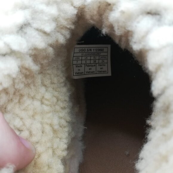 Ugg Lynus Chestnut Suede Sheepskin Fold Over Low Boots Size 7 Ankle Shearling - Picture 11 of 11